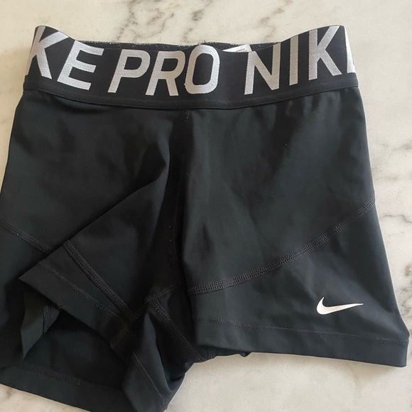 Nike pro black EUC XS Dri-FIT Shorts - Picture 1 of 3